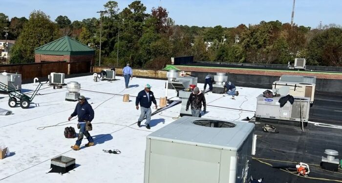 How to Choose a Commercial Roofing Contractor in North Carolina
